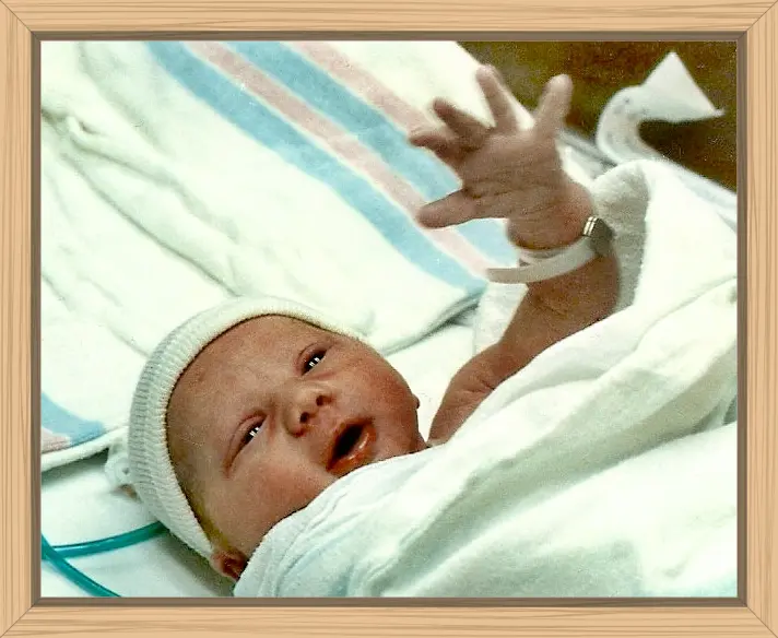 First photo of Hayes shortly after his arrival. He is actually waving his left hand. It seemed he was saying, "Here I am. How you doin?"