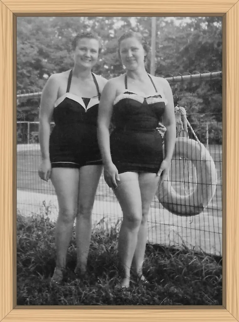 The Twins, Tiny and Tude, styling in their swimsuits